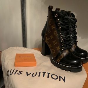 Louis Vuitton Star Trail Ankle Boot